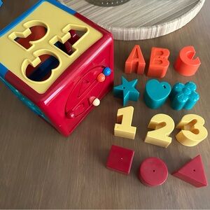 Battat Kids Sorting Block Toy